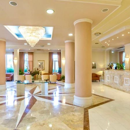 Hotel Philippos Levádeia المظهر الخارجي الصورة